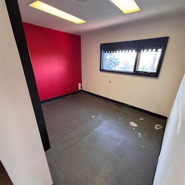 20 3 Street SE