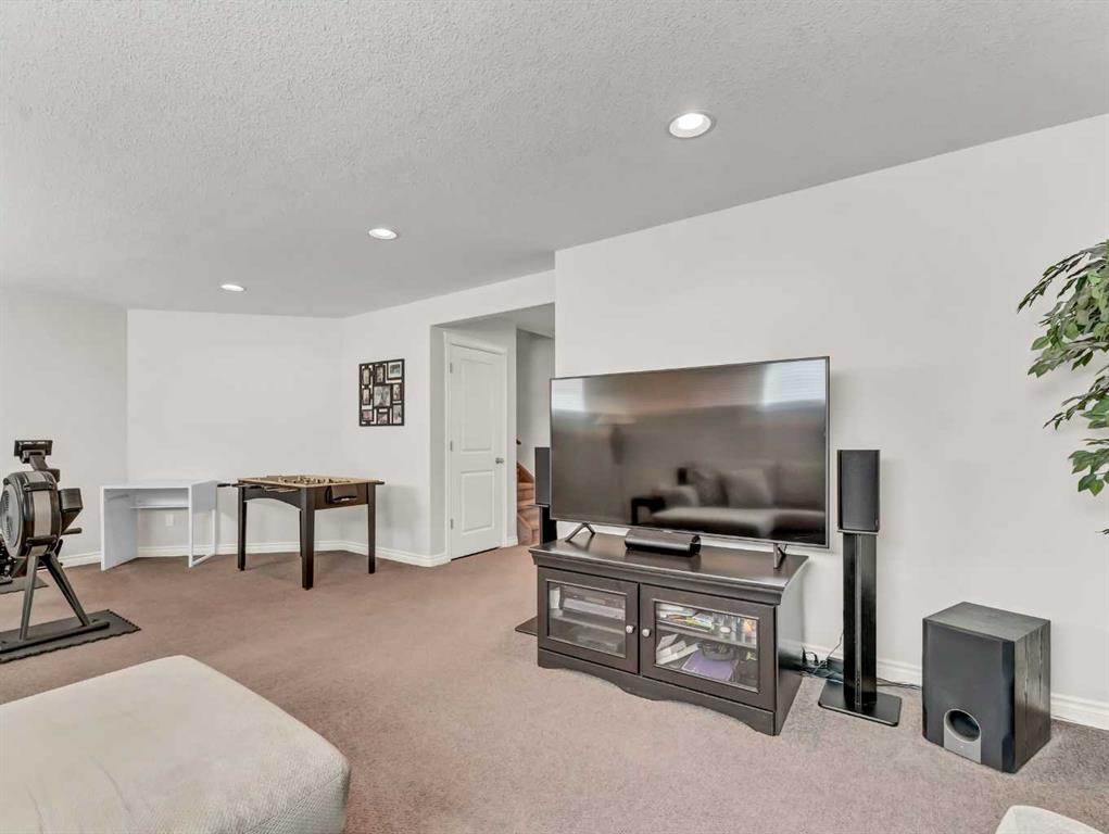 47 Somerside Way SE