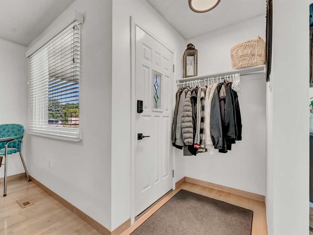 5 Noble Court SW