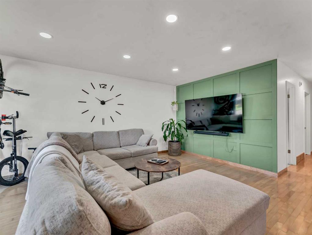 5 Noble Court SW