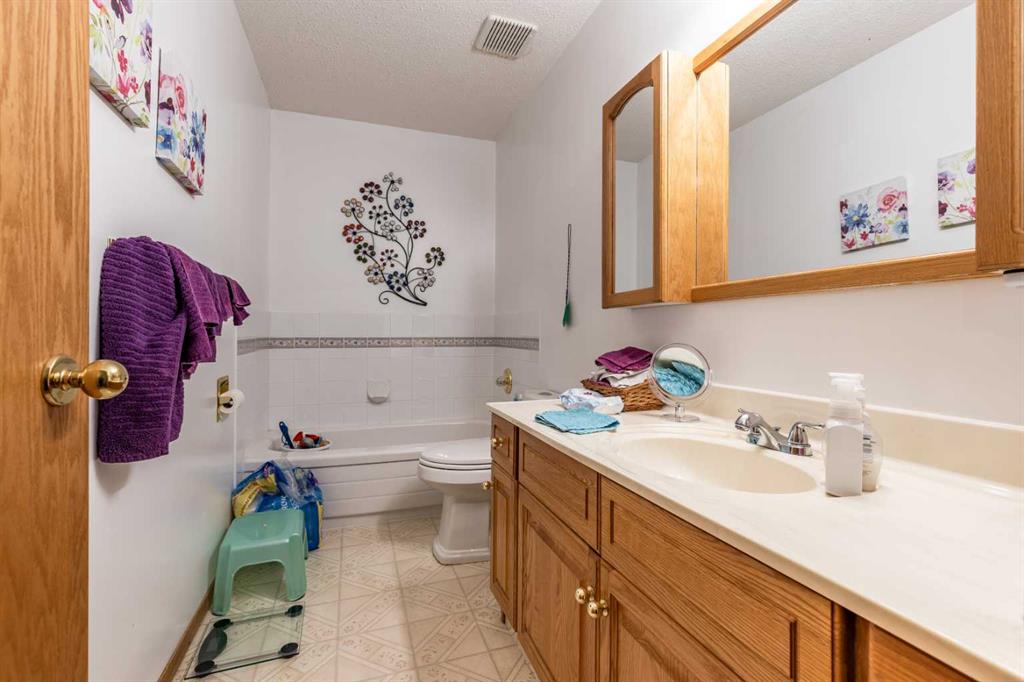 10316 Range Road 75  