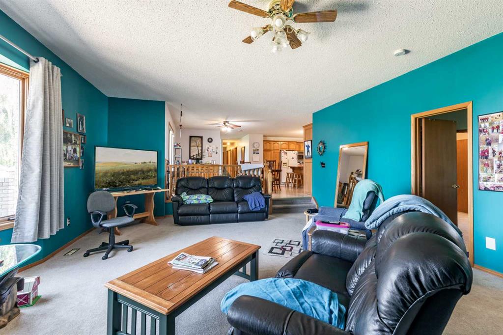 10316 Range Road 75  