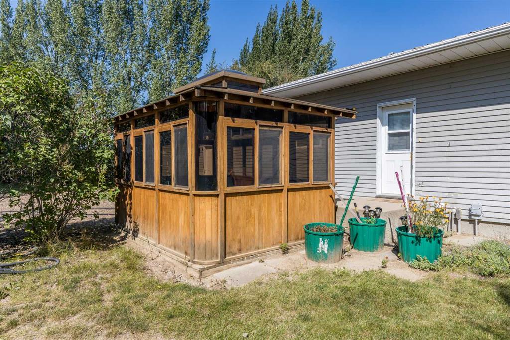 10316 Range Road 75  