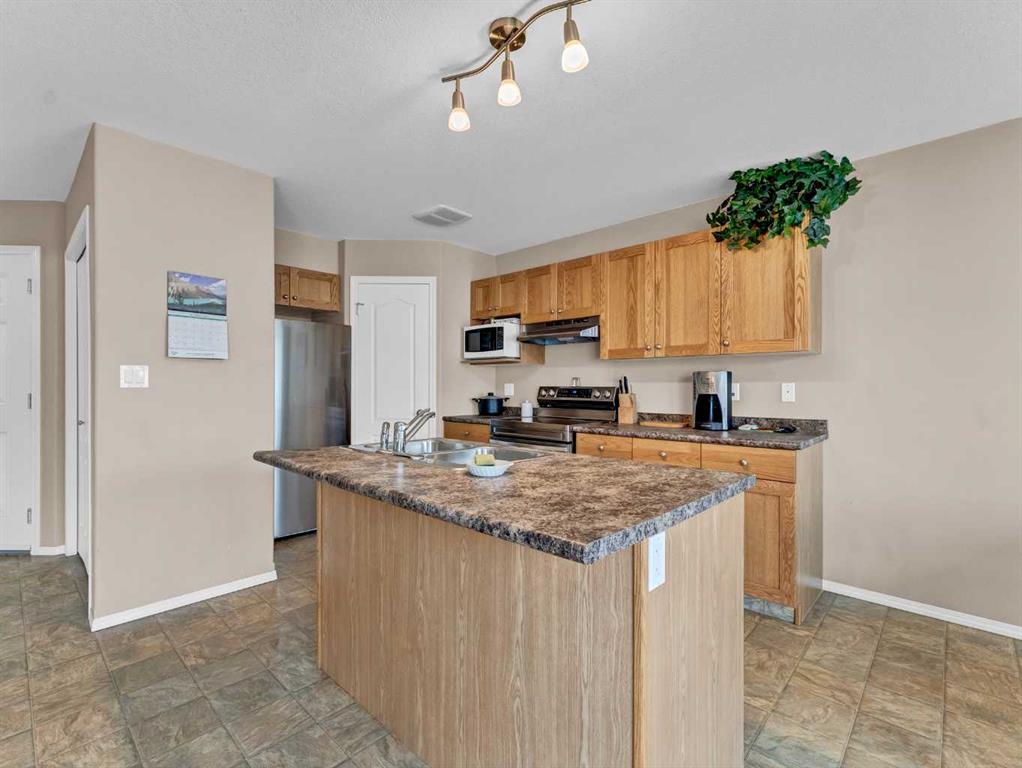 46 Saamis Meadows Lane SW