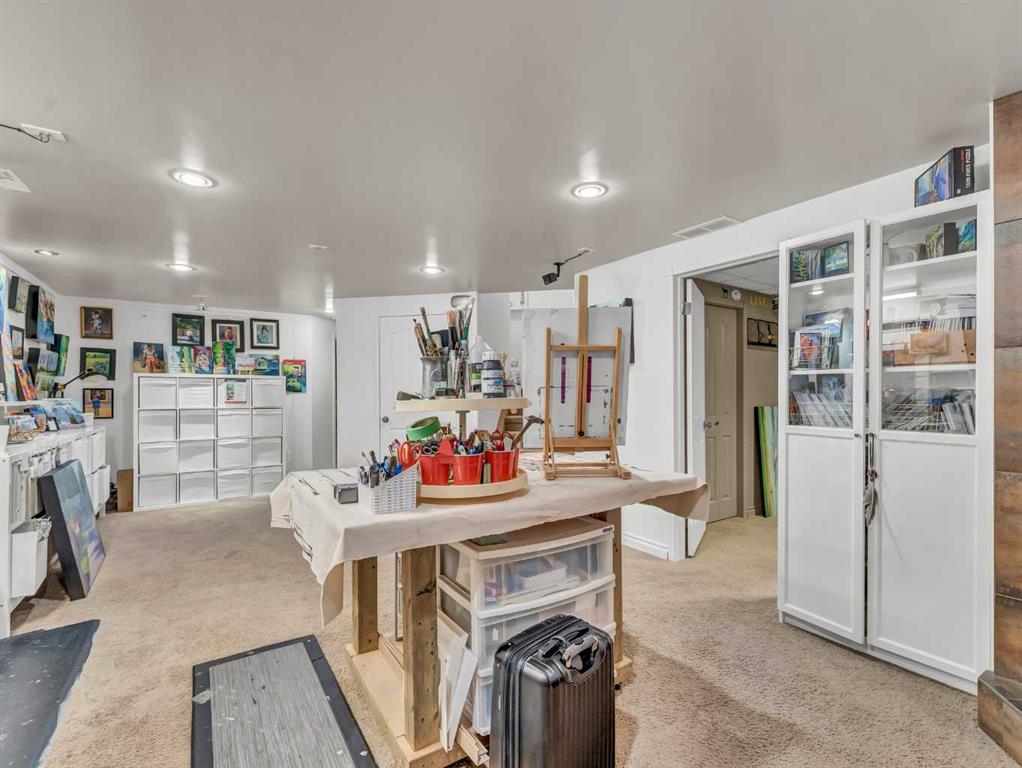 12 Sunrise Court SW