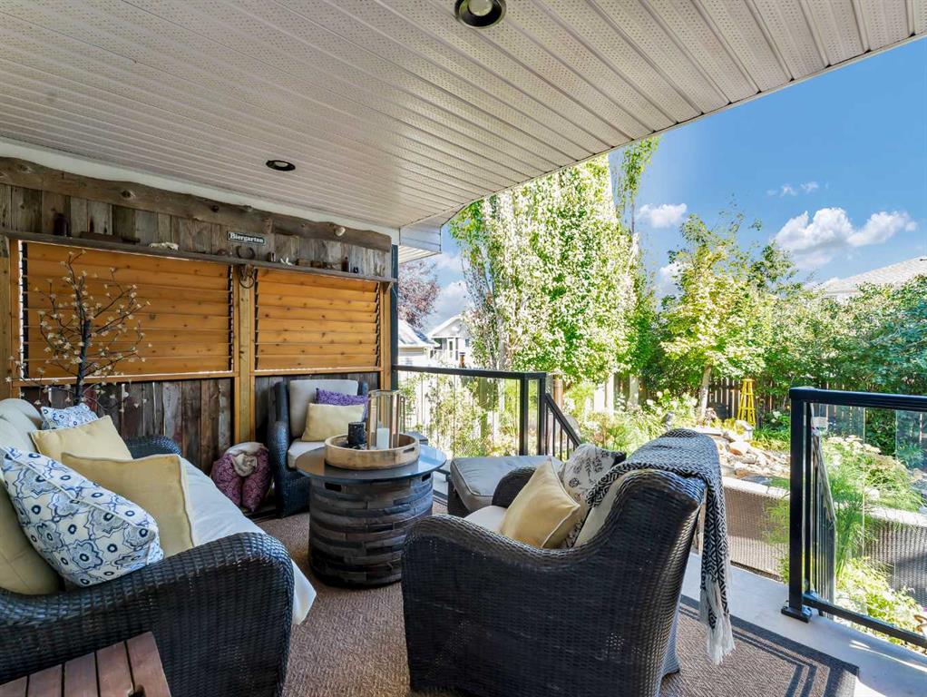 12 Sunrise Court SW