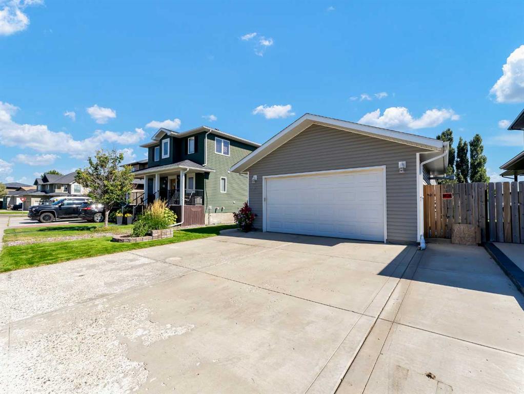 115 Ranchman Place NE