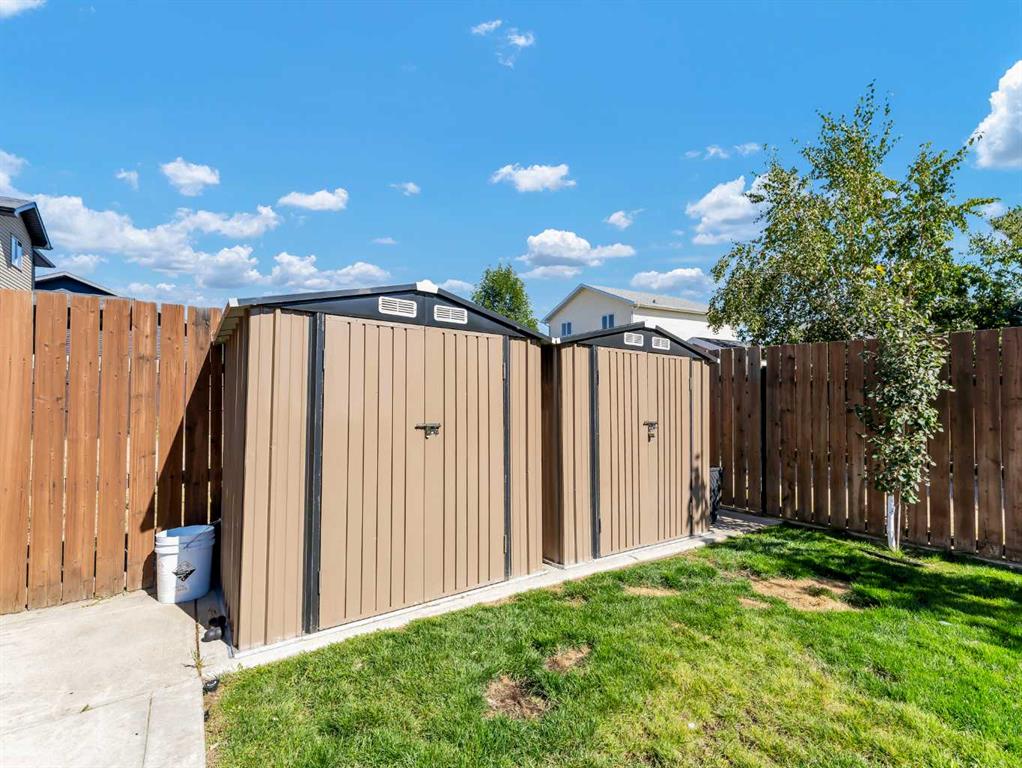 115 Ranchman Place NE