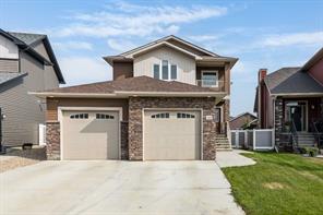 44 Hamptons Crescent SE, Medicine Hat