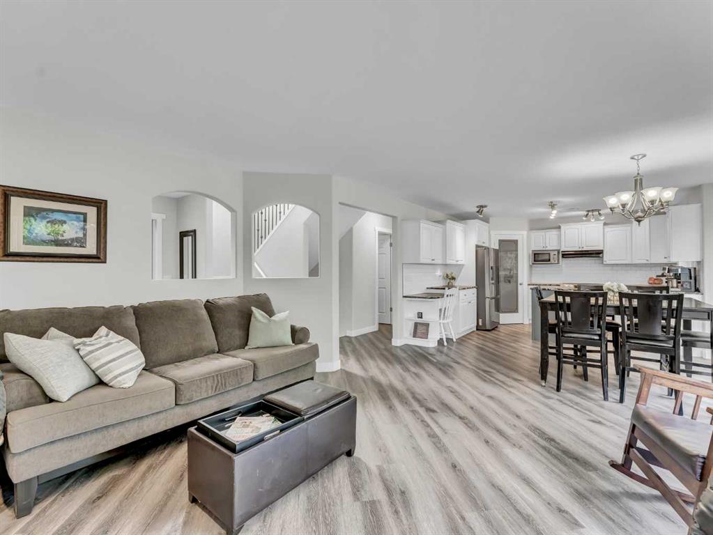 40 Terrace Close NE