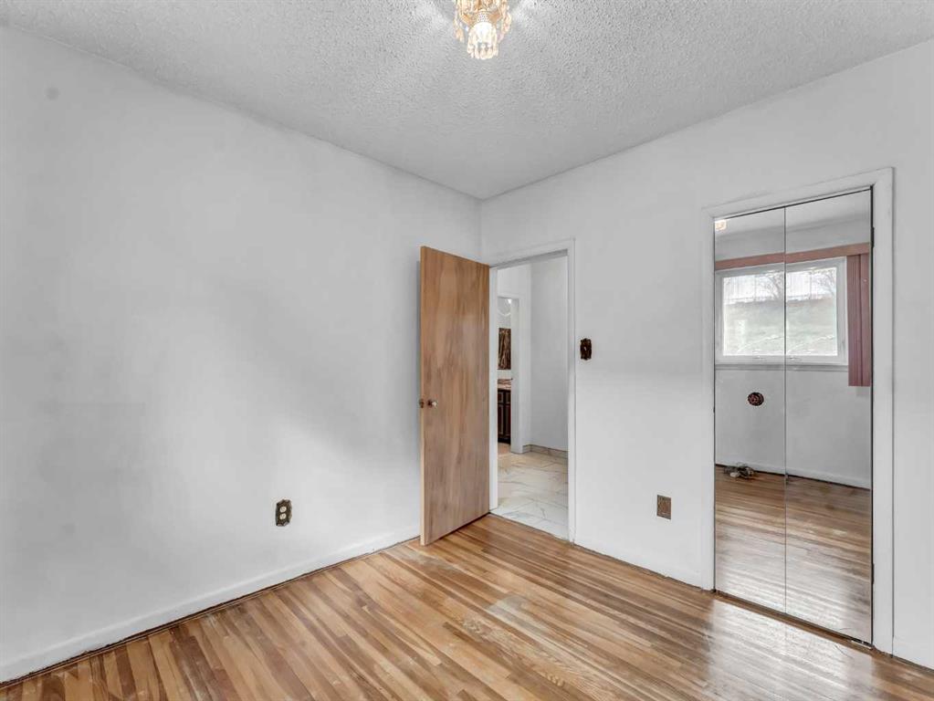 3 2 Street SE