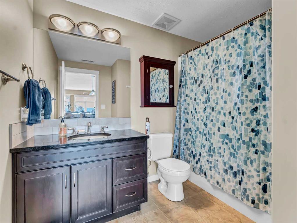 #221 19 Terrace View NE