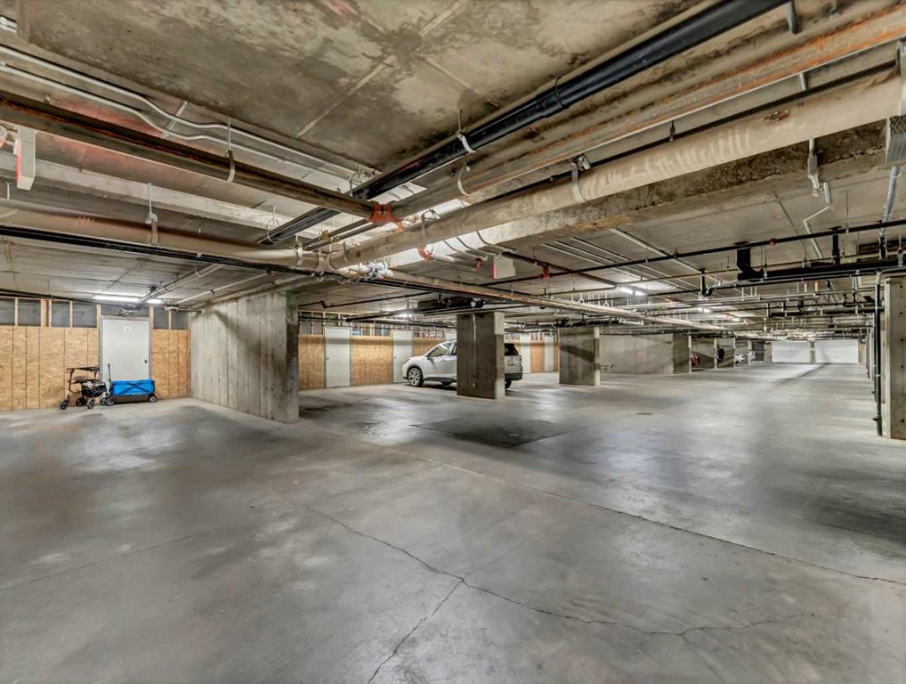 #221 19 Terrace View NE