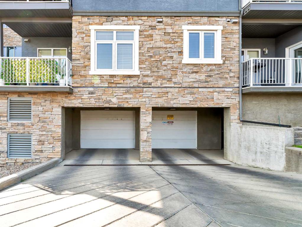 #221 19 Terrace View NE