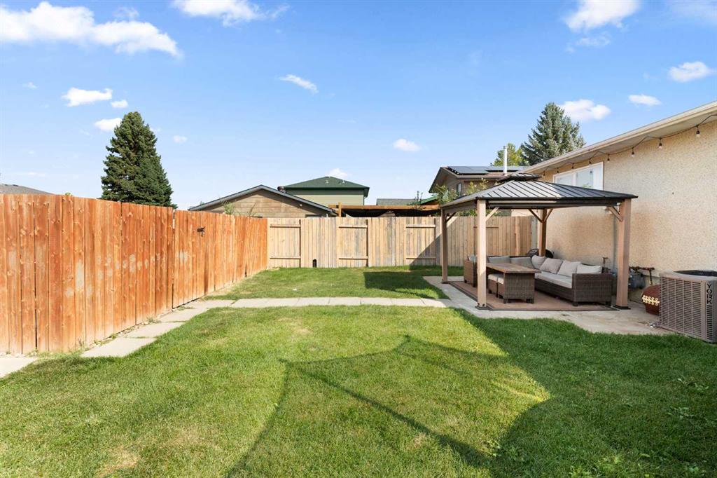 49 Corbitt Way SE