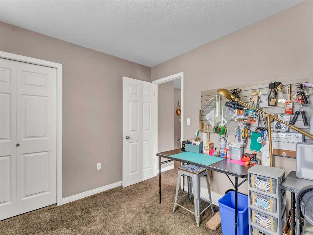 518 Somerside View SE