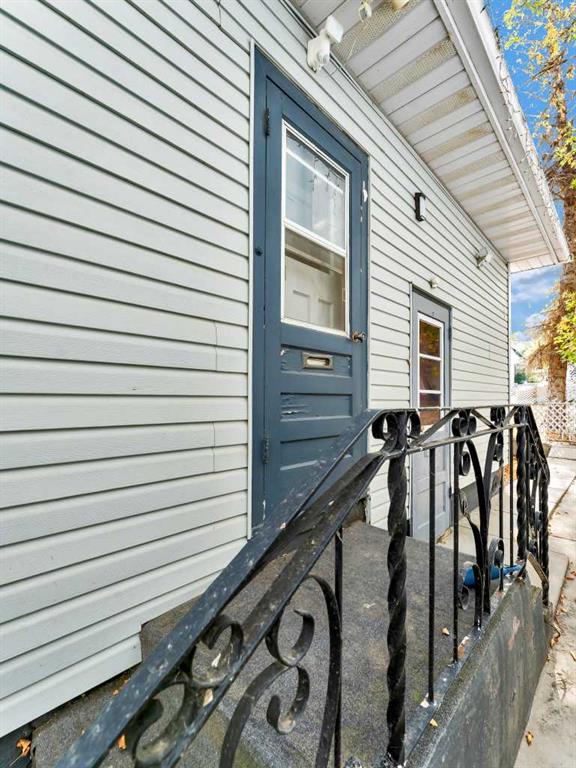 11 1 Street SE