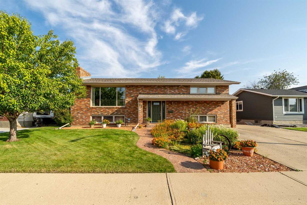 72 Rossmere Way SE