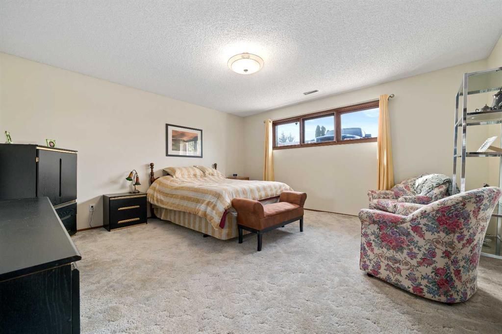 72 Rossmere Way SE