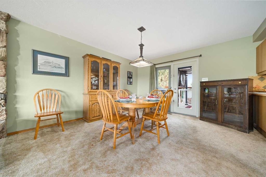 72 Rossmere Way SE
