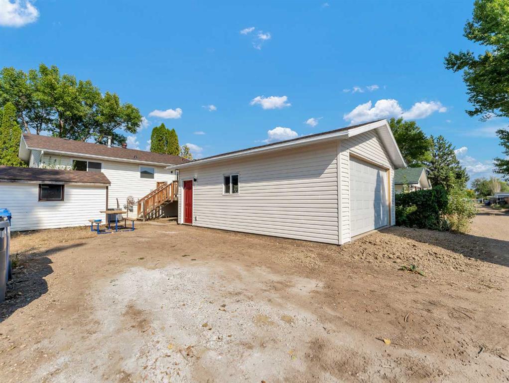 27 East Glen Street SE