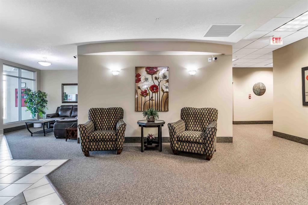 #210 194 Sunrise Circle SW
