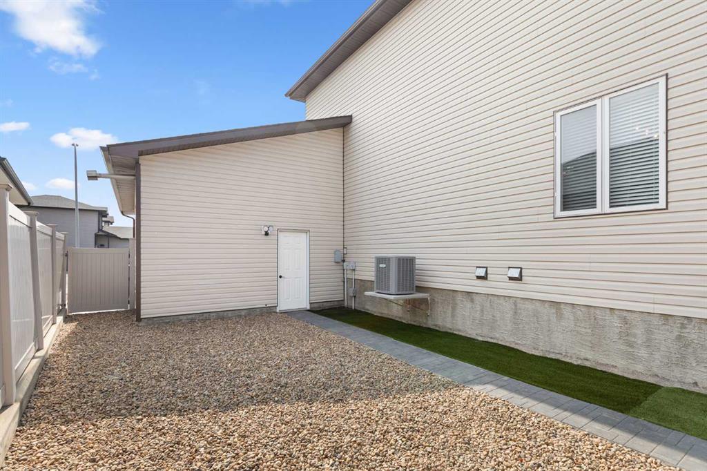 358 Vista Drive SE