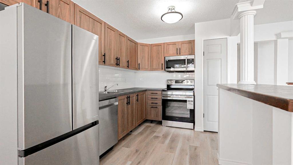 50 Clelland Crescent SE