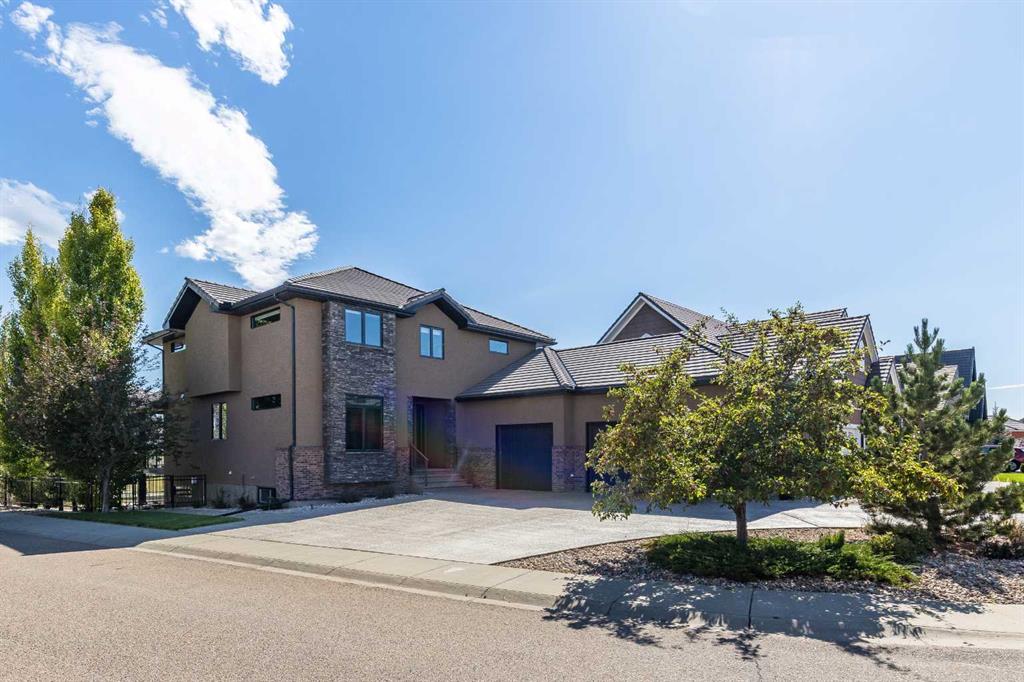 203 Highlands Close , Desert Blume