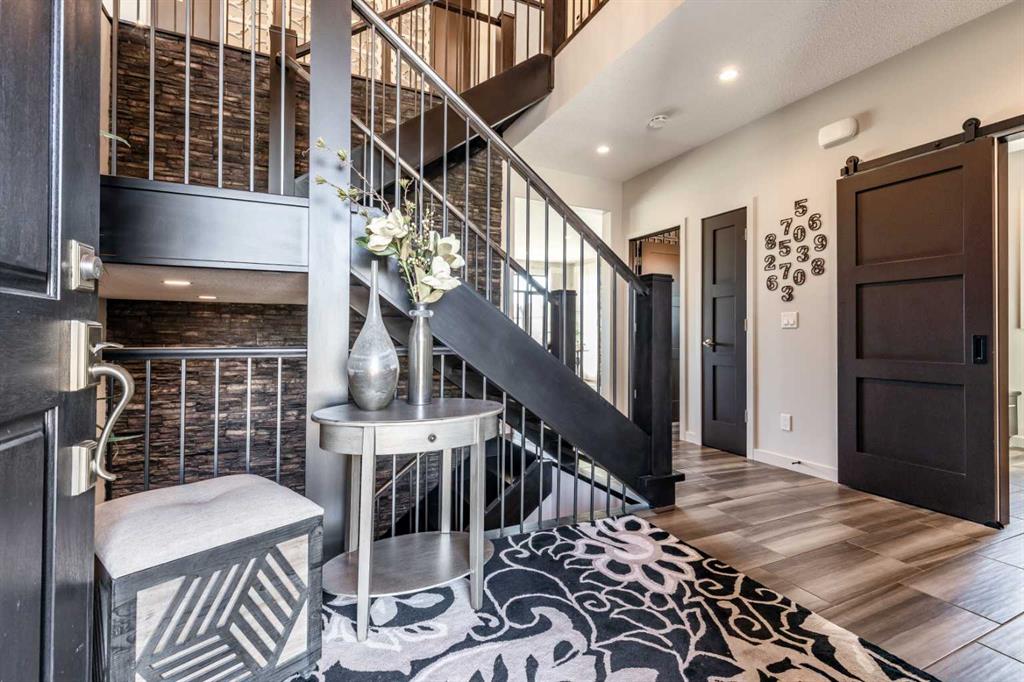 203 Highlands Close 