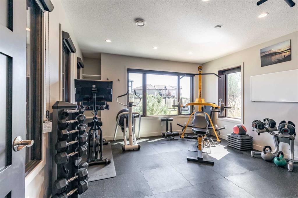 203 Highlands Close 