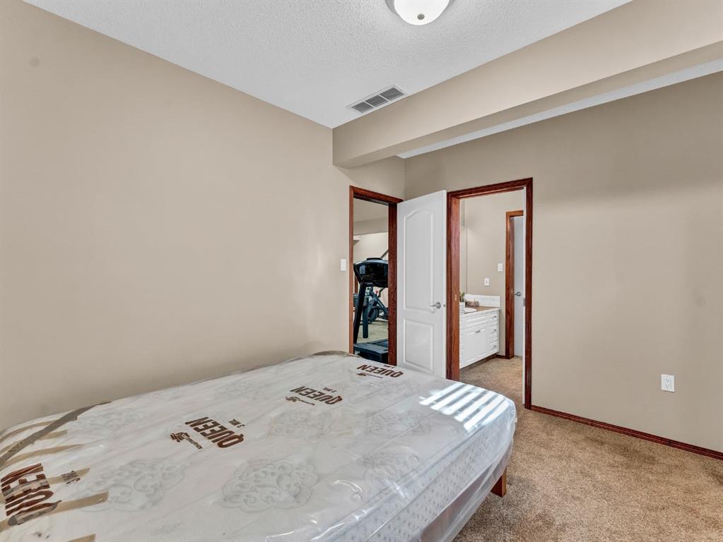 2 Vintage Meadows Court SE