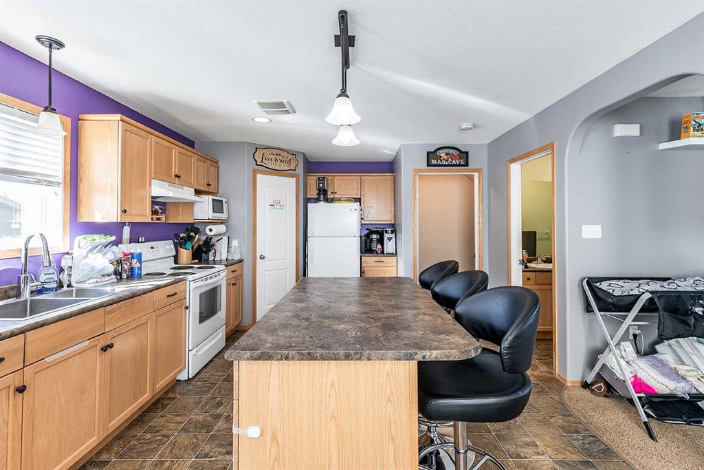 #1 115 3 Street NE