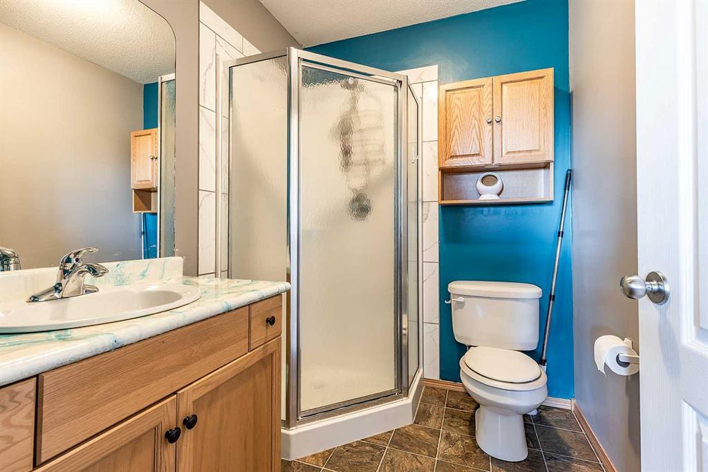 #1 115 3 Street NE