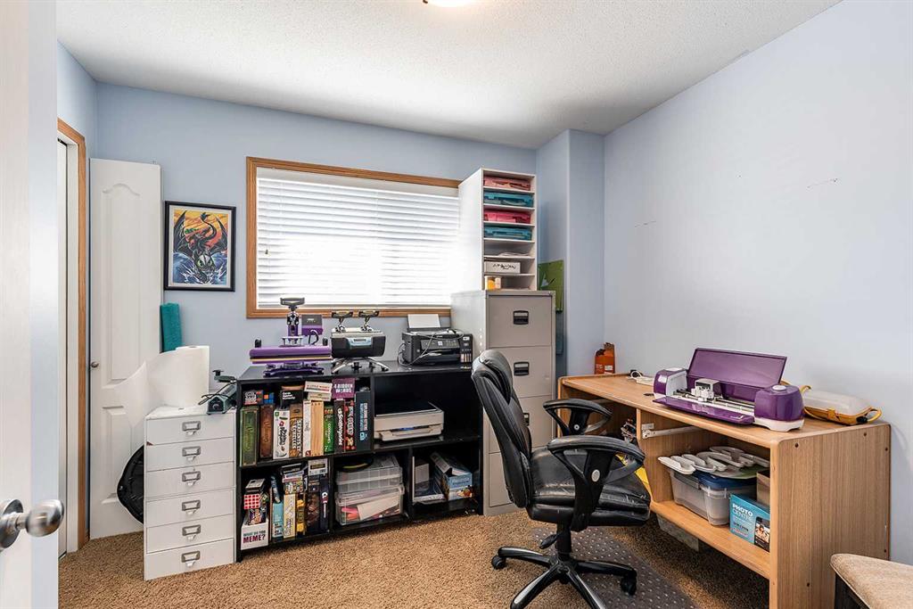 #1 115 3 Street NE