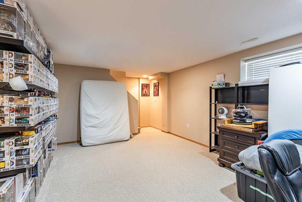 #1 115 3 Street NE
