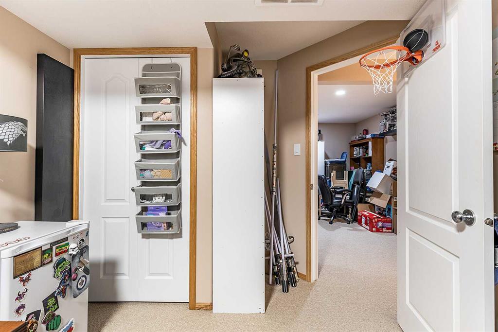 #1 115 3 Street NE