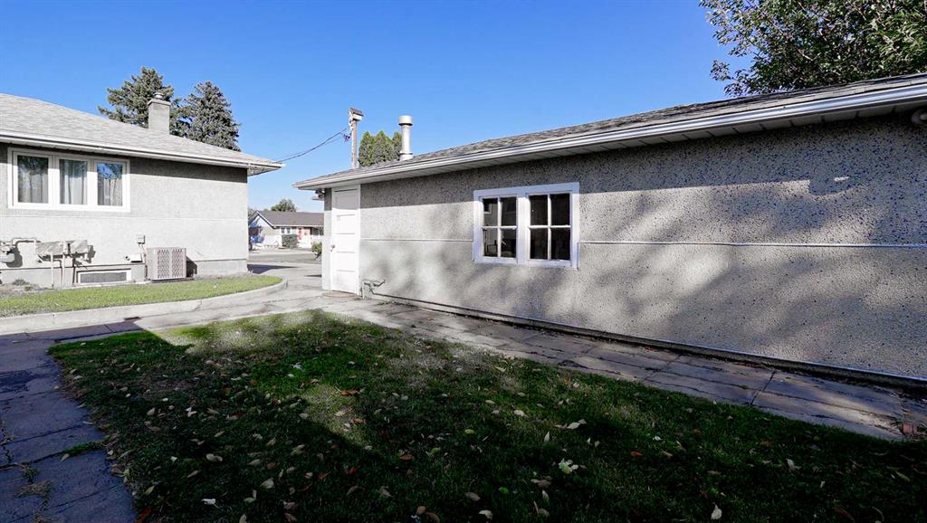 51 Connaught Drive SW