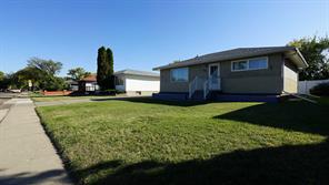 51 Connaught Drive SW, Medicine Hat