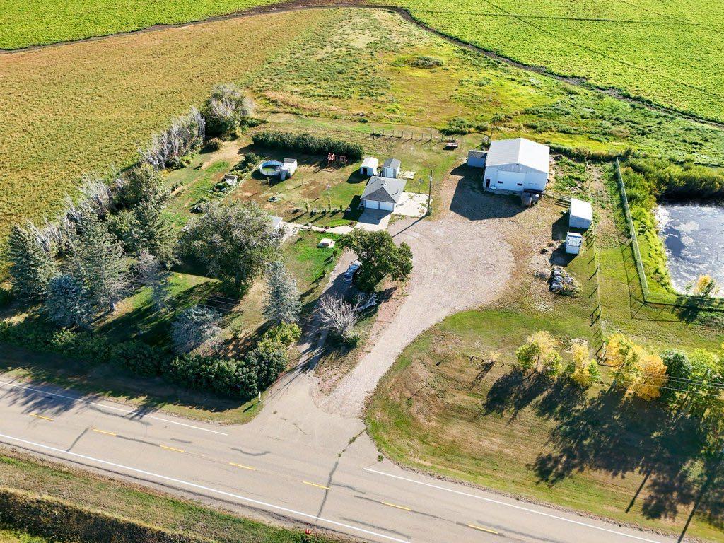 165037 Highway 875  , Rural Newell, County of