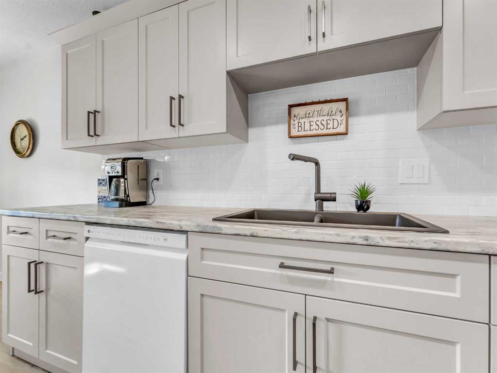 62 Park Meadows Lane SE