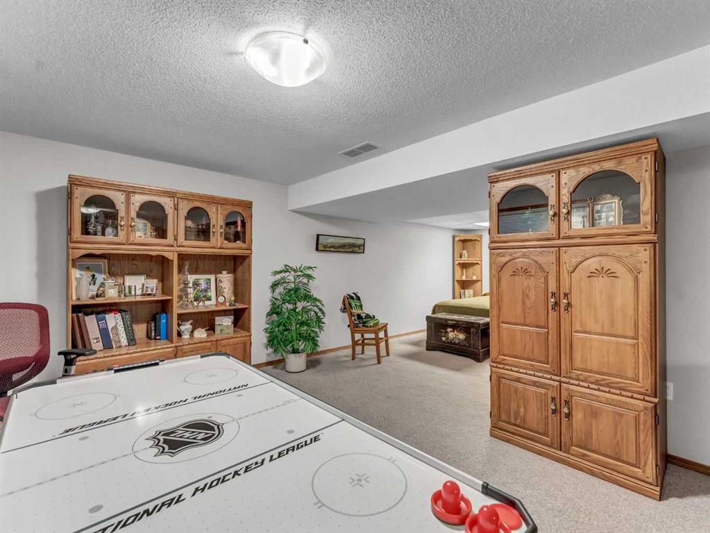 62 Park Meadows Lane SE