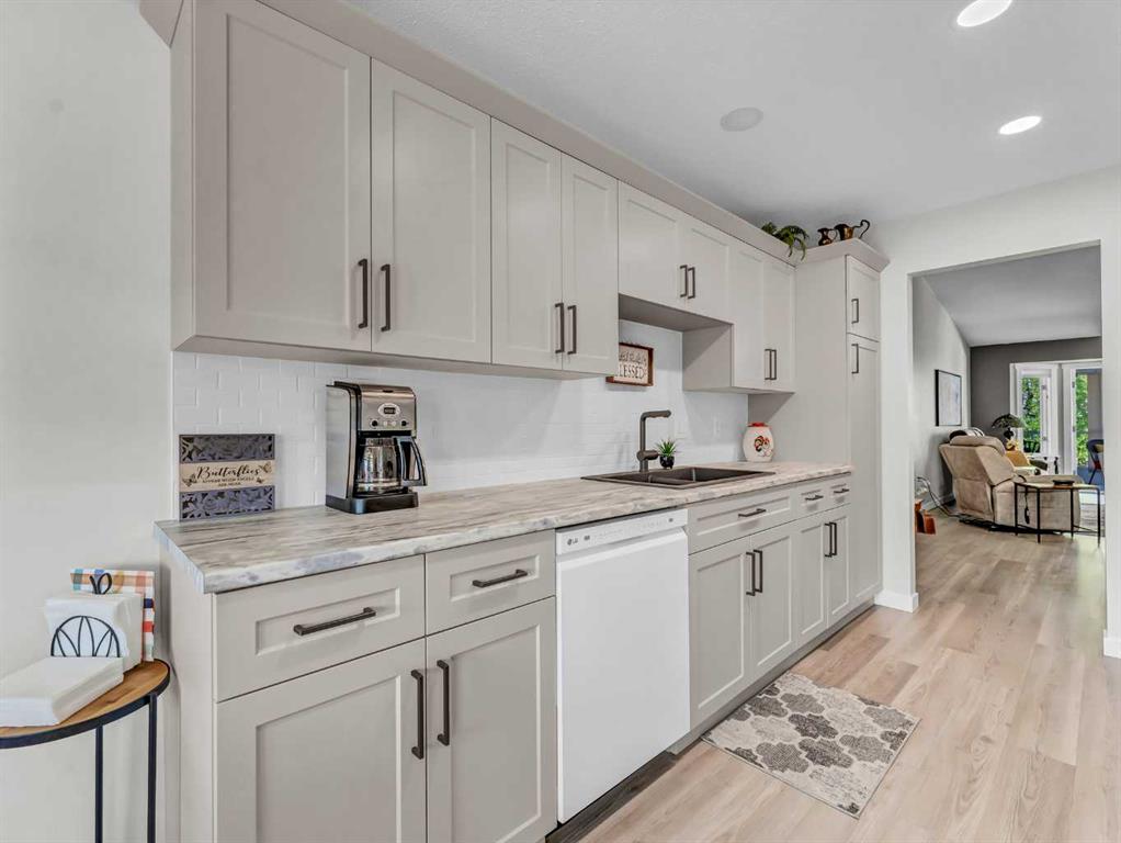 62 Park Meadows Lane SE