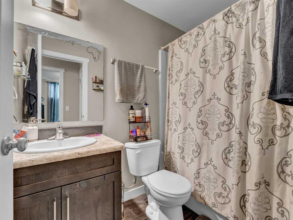 #1-4 206 Ranchview Crescent NE