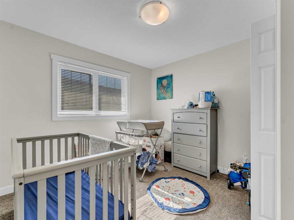 #1-4 206 Ranchview Crescent NE