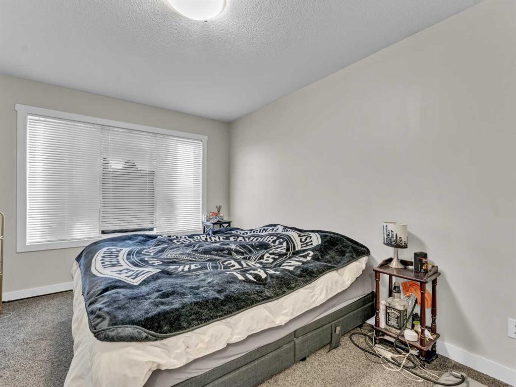 #1-4 206 Ranchview Crescent NE