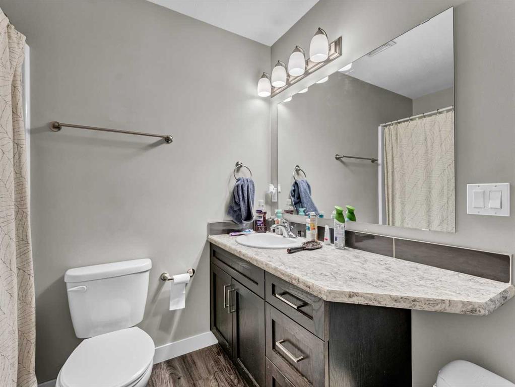 #1-4 206 Ranchview Crescent NE