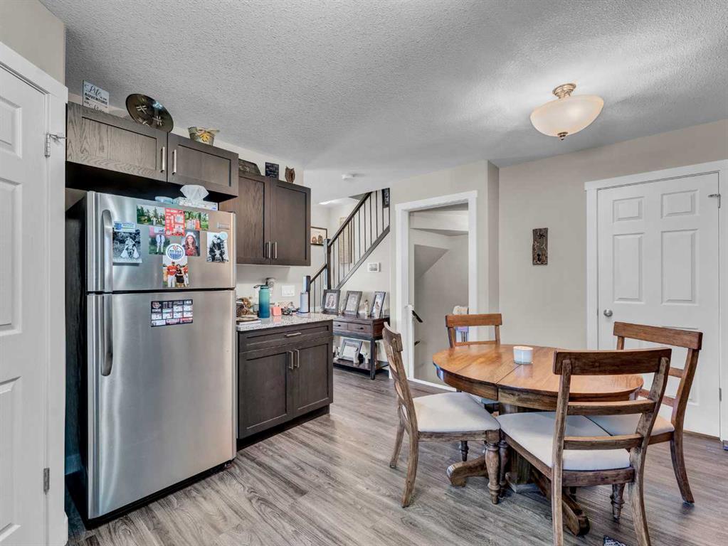 #1-4 206 Ranchview Crescent NE