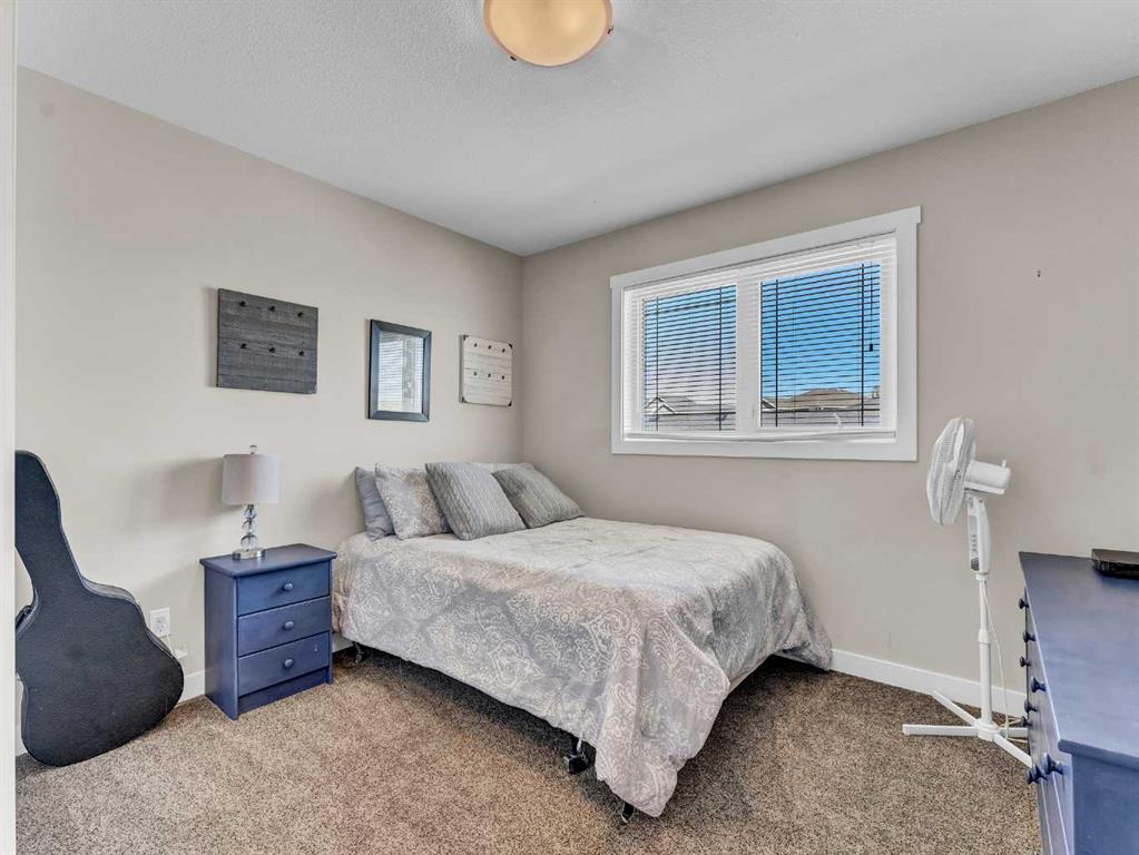 #1-4 206 Ranchview Crescent NE