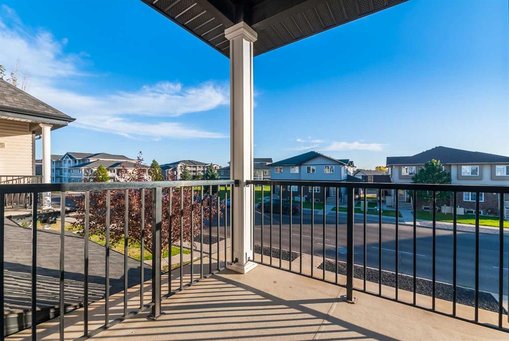 #32 298 Somerset Way SE